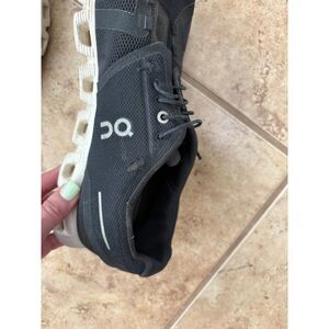 On Running Cloud Shoes Mens 11 Black Athletic Running Sneakers